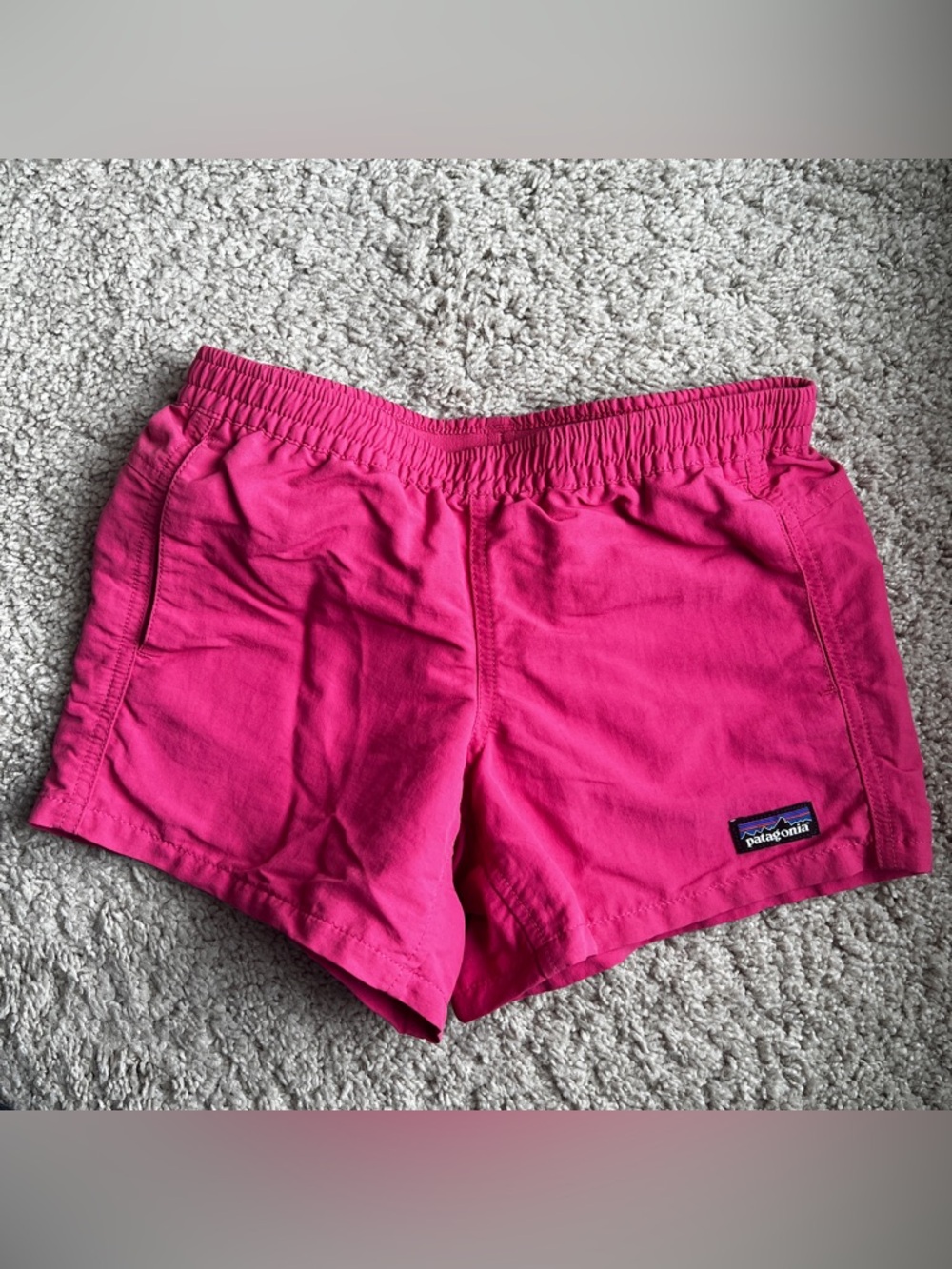 Patagonia Girls’ Pink Baggies Shorts Size M